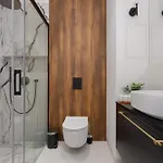 Modern In Wola With Air Conditioning By Renters Варшава