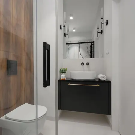 Modern In Wola With Air Conditioning By Renters Βαρσοβία